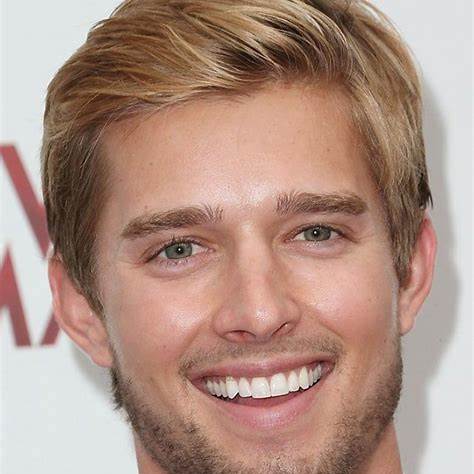 DREW VAN ACKER